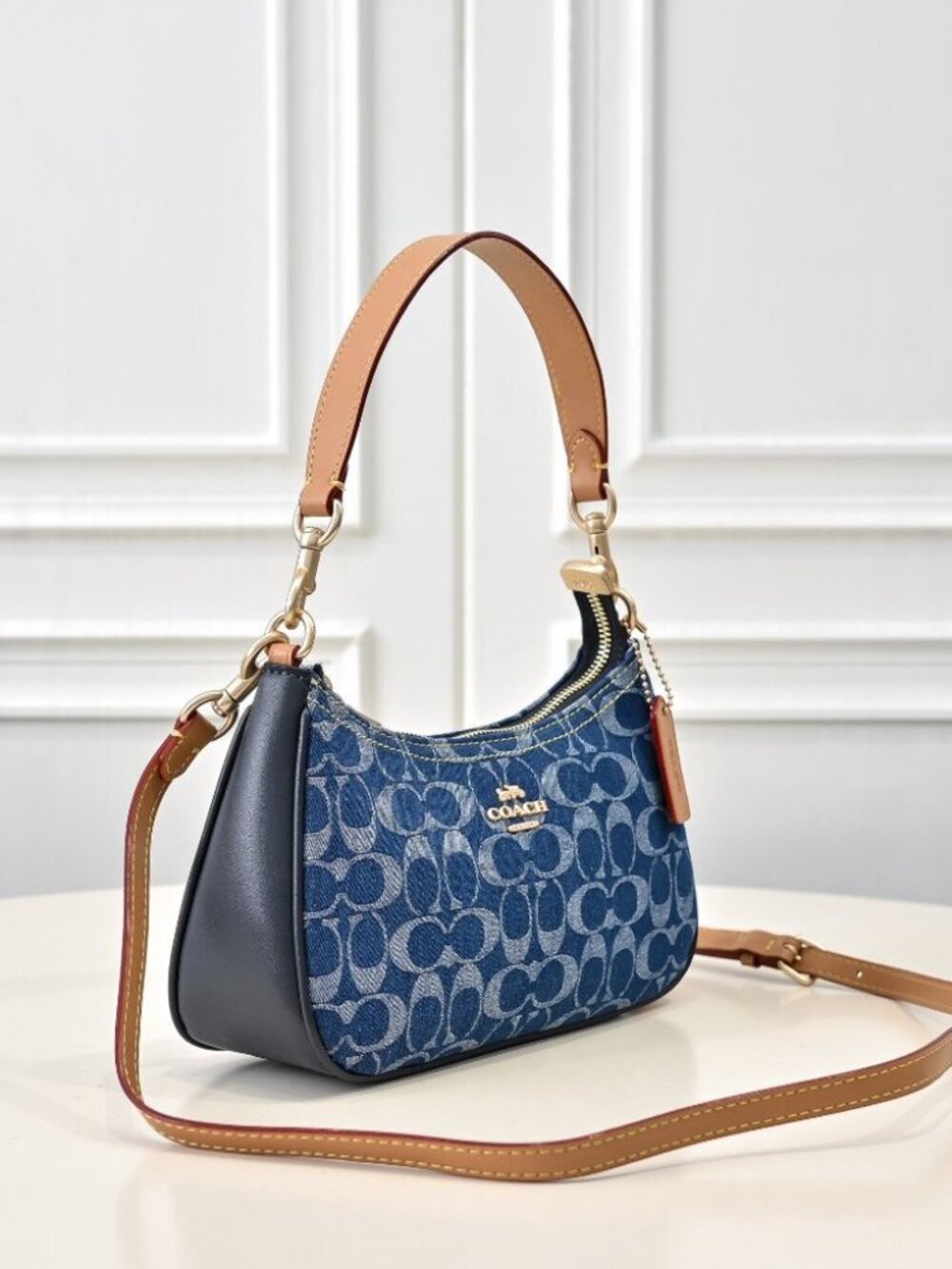 Coach Teri Shoulder Bag Signature Denim CAF82 outlet new - Picture 2 of 8